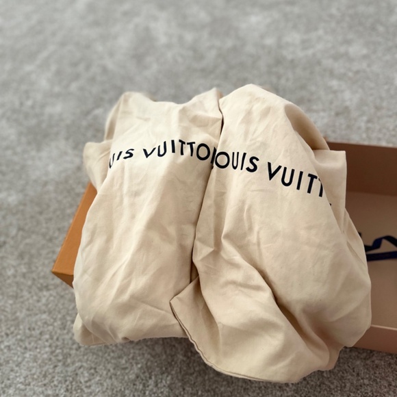 Louis Vuitton men’s sneakers - Picture 5 of 13